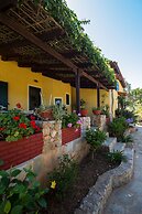 Gorgeous Stone Cottage by the sea