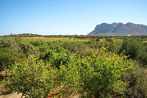 Gorgeous Stone Cottage by the sea