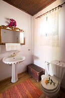 Gorgeous Stone Cottage by the sea