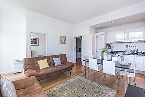 Splendid 3 Bedroom Apartment Kings Cross