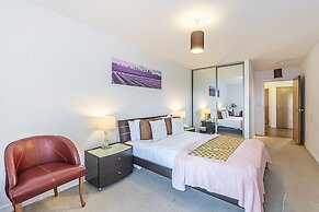 Splendid 3 Bedroom Apartment Marina View