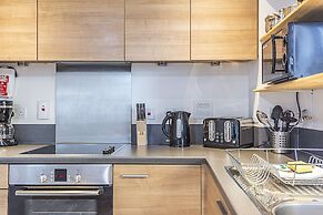 Splendid 3 Bedroom Apartment Marina View