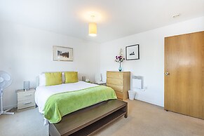 Splendid 3 Bedroom Apartment Marina View