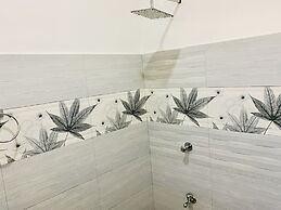 MICHS Beach Villa - Maggona