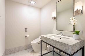 Mauna Kea Residences