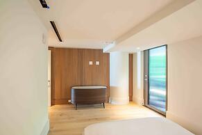 Mauna Kea Residences