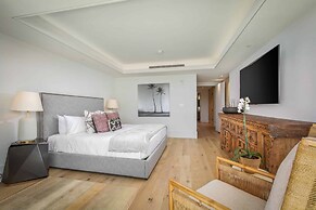 Mauna Kea Residences