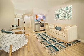 Radisson Resort Miami Beach