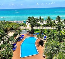 Hotel Radisson Resort Miami Beach, Miami Beach, United States of ...