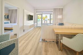 Radisson Resort Miami Beach