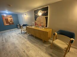 Radisson Resort Miami Beach