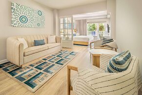 Radisson Resort Miami Beach