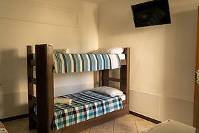 Beach Hostel & Suites Los Pibes de Flores