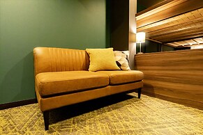 UNDER RAILWAY HOTEL AKIHABARA