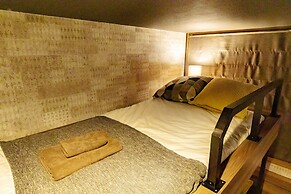 UNDER RAILWAY HOTEL AKIHABARA