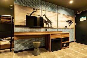 UNDER RAILWAY HOTEL AKIHABARA