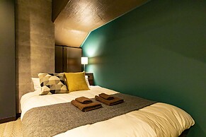 UNDER RAILWAY HOTEL AKIHABARA