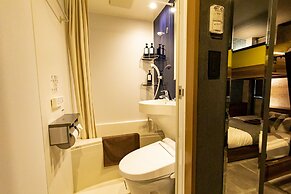 UNDER RAILWAY HOTEL AKIHABARA