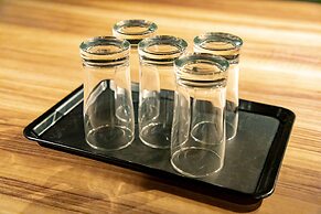 UNDER RAILWAY HOTEL AKIHABARA