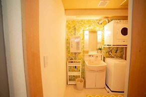 Million Pointz - Hostel