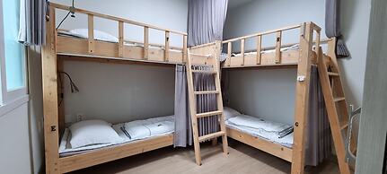 Daegu House - Hostel