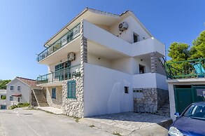 Apartments Oaza