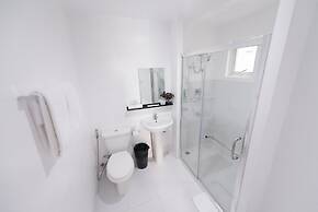 Bumble V Hotel Subic