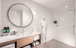 Crowne Plaza Adelaide by IHG