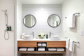 Crowne Plaza Adelaide by IHG