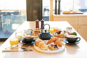 Crowne Plaza Adelaide by IHG