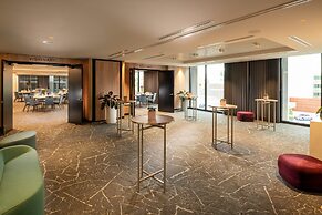 Crowne Plaza Adelaide by IHG