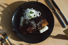 Crowne Plaza Adelaide by IHG