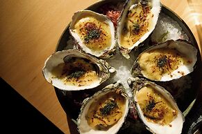 Crowne Plaza Adelaide by IHG