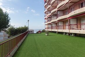 Apartamento Albatros  by Iberplaya