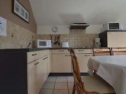 Spacious Holiday Home in Ovifat With Terrace