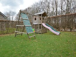 Spacious Holiday Home in Ovifat With Terrace