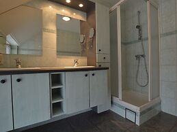 Spacious Holiday Home in Ovifat With Terrace