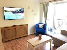 Apple Perch 2BR Flat-Free Parking