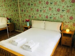 Apple Perch 2BR Flat-Free Parking