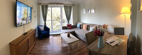 Apple Perch 2BR Flat-Free Parking