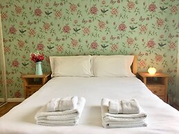 Apple Perch 2BR Flat-Free Parking