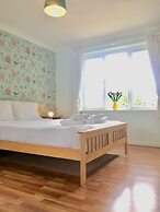 Apple Perch 2BR Flat-Free Parking