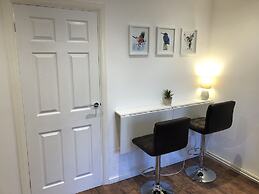 Fountain View 1BR Flat-Free Parking