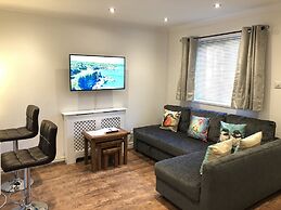 Fountain View 1BR Flat-Free Parking