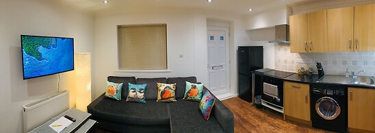 Fountain View 1BR Flat-Free Parking