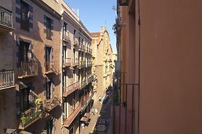 Apartamentos La Guarida 1820