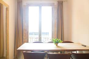 Apartamentos La Guarida 1820