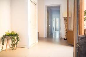 Apartamentos La Guarida 1820