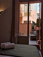 Apartamentos La Guarida 1820