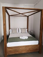 Apartamentos La Guarida 1820